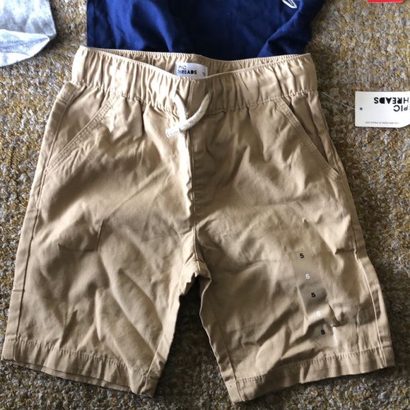 Epic threads bundle 5T shark, ninja, houndstooth khaki elastic shirts, tees NWT - Picture 2 of 9